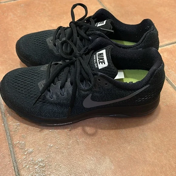 Nike Womens Zoom All Out Black Running Shoes Size 7.5 - Picture 3 of 8